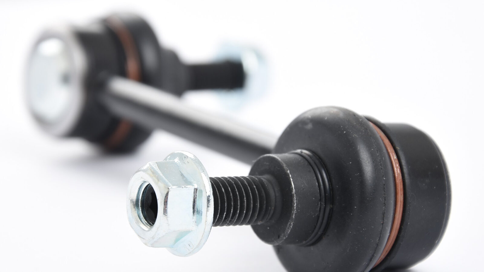 Stabilizer link clearance